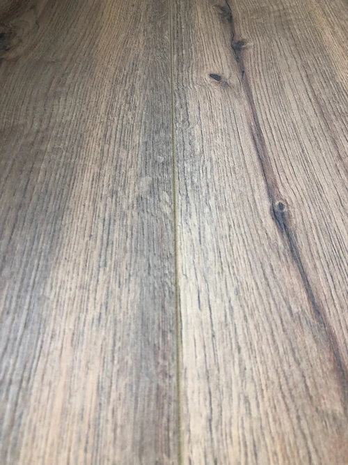 Laminat KASTAMONU FP PLS EU08*197*1205 AC4 ERNE OAK 4V 1.KLT(8mm/8pcs/1.899m2)